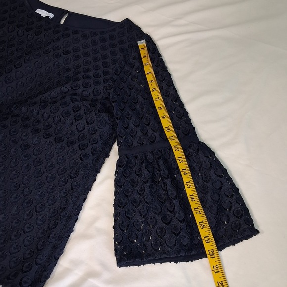 Talbots RSVP Size Large Lace Eyelet Bell Sleeve Navy Blue Popover Top Whimsical - Picture 6 of 13